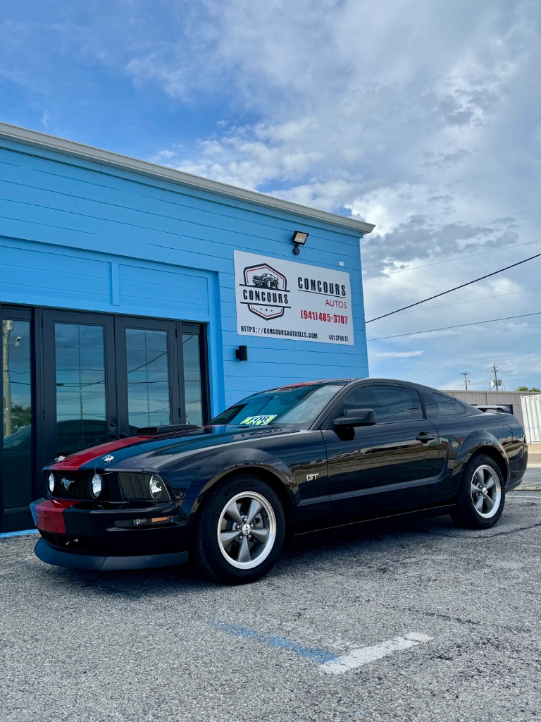 2006 Ford Mustang's photo