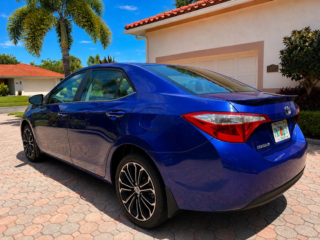 2015 Toyota Corolla S Plus - Photo 7